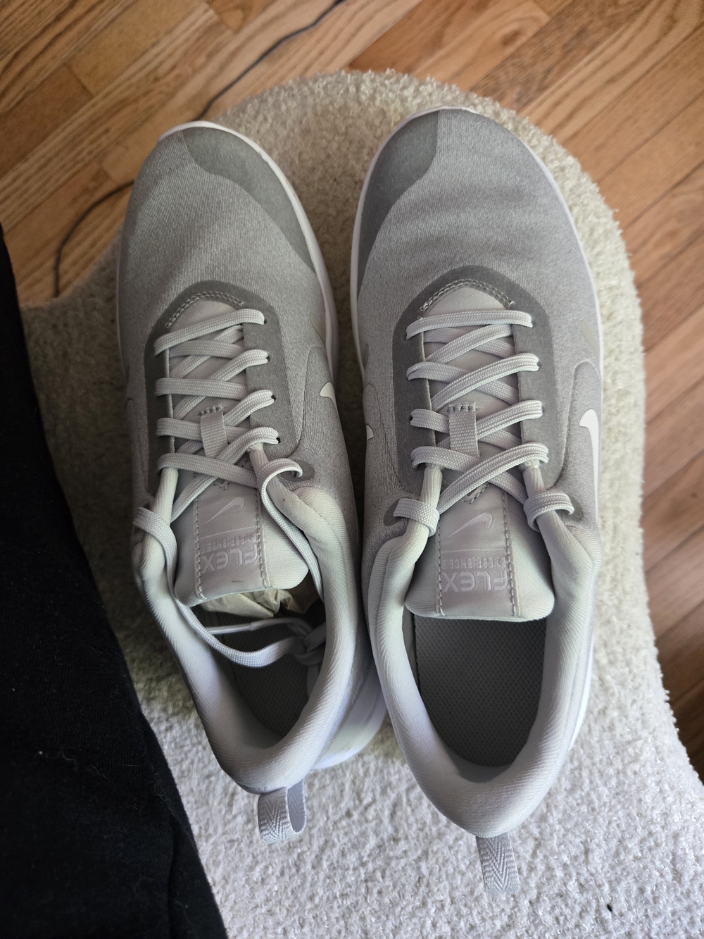Nike Men’s Grey Running Shoes - Lightweight Breathable Design